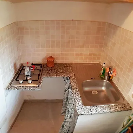 Oikia Vacanze Casa Dante Tatil Evi Uggiano La Chiesa