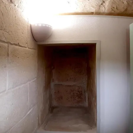 Oikia Vacanze Casa Dante * Uggiano La Chiesa